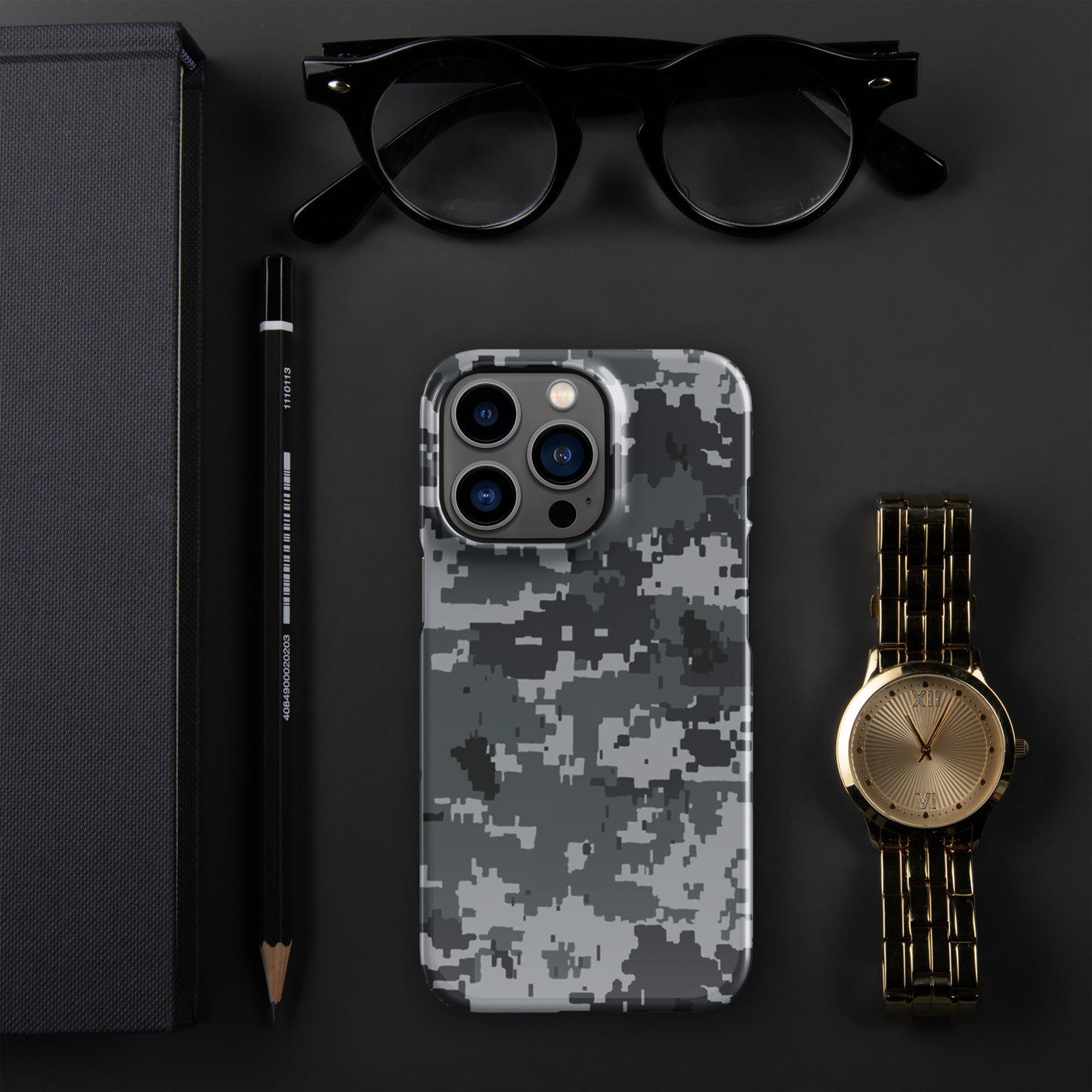 Digital Camo Military Army camouflage Snap case for iPhone® iPhone 13 Pro