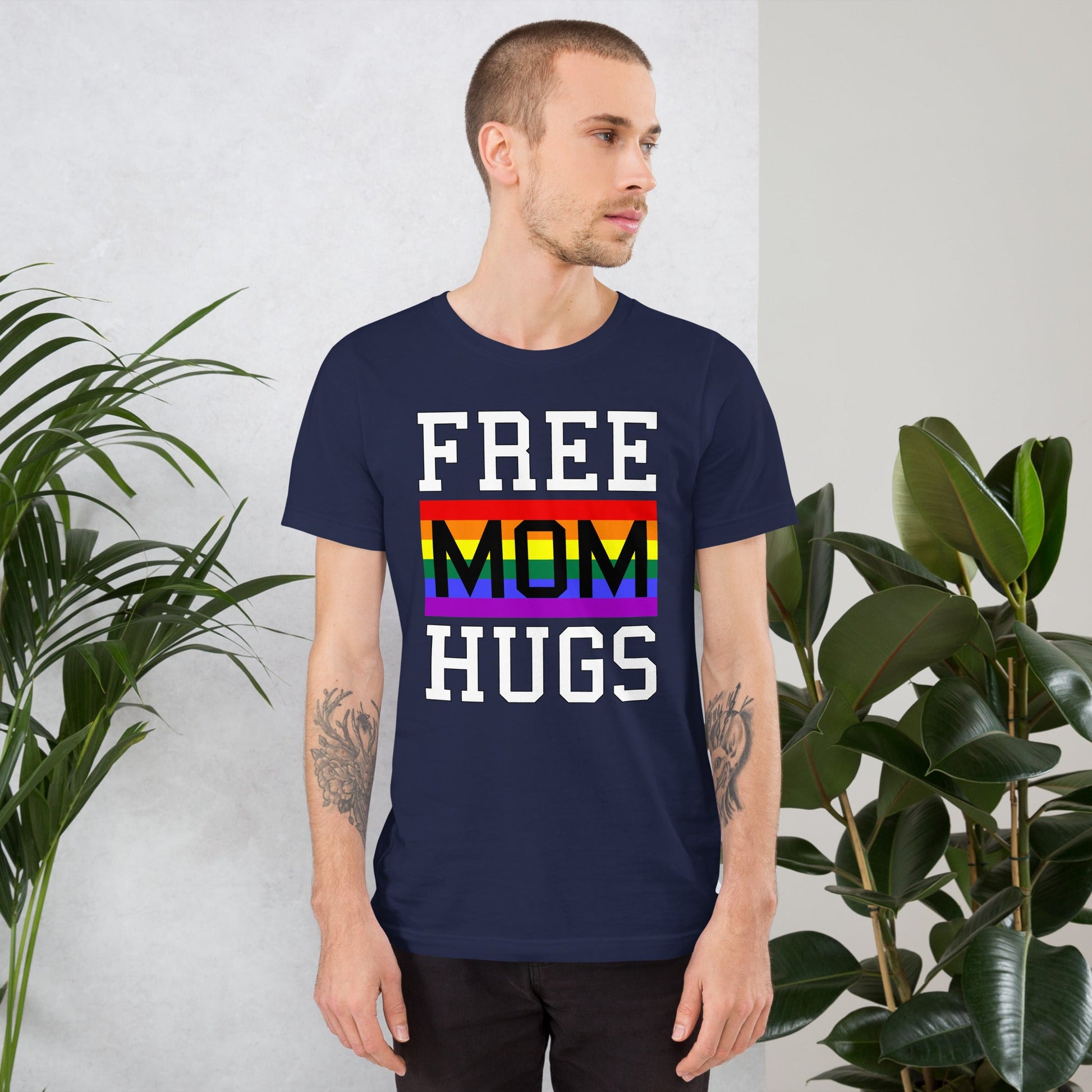 Free Mom Hugs LGBT Pride Rainbow Flag T-shirt